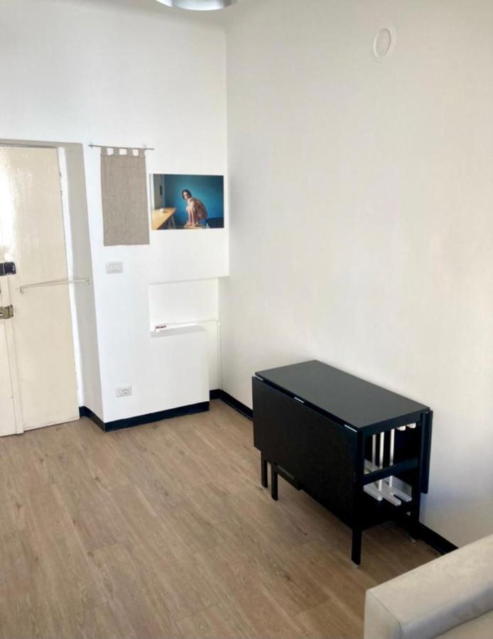 Monolocale Milano Centro Appartement Buitenkant foto