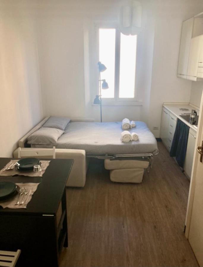 Monolocale Milano Centro Appartement Buitenkant foto